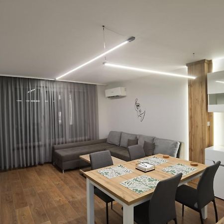 Diana Apartment 鲁塞 外观 照片