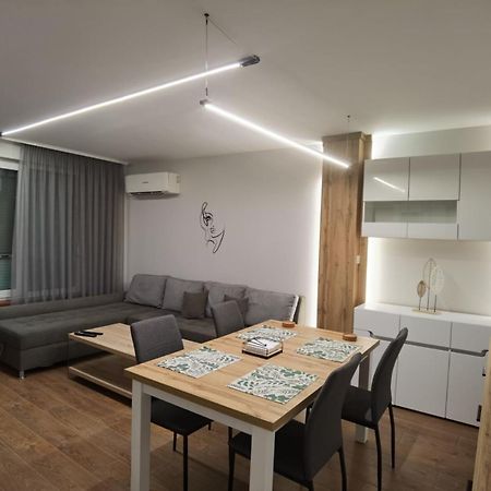Diana Apartment 鲁塞 外观 照片